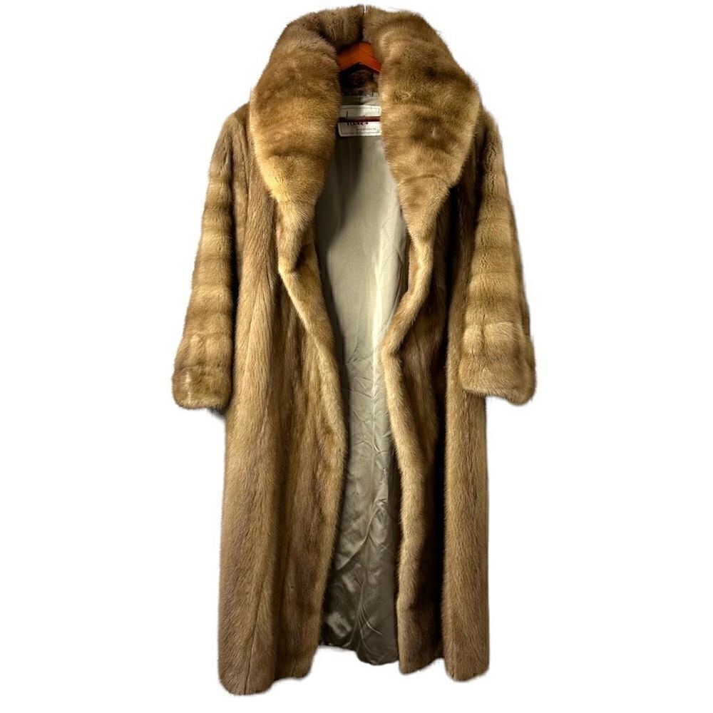 MINK COAT FULL LENGTH GENUINE VINTAGE MINK COAT  Hess’s Size Large 
